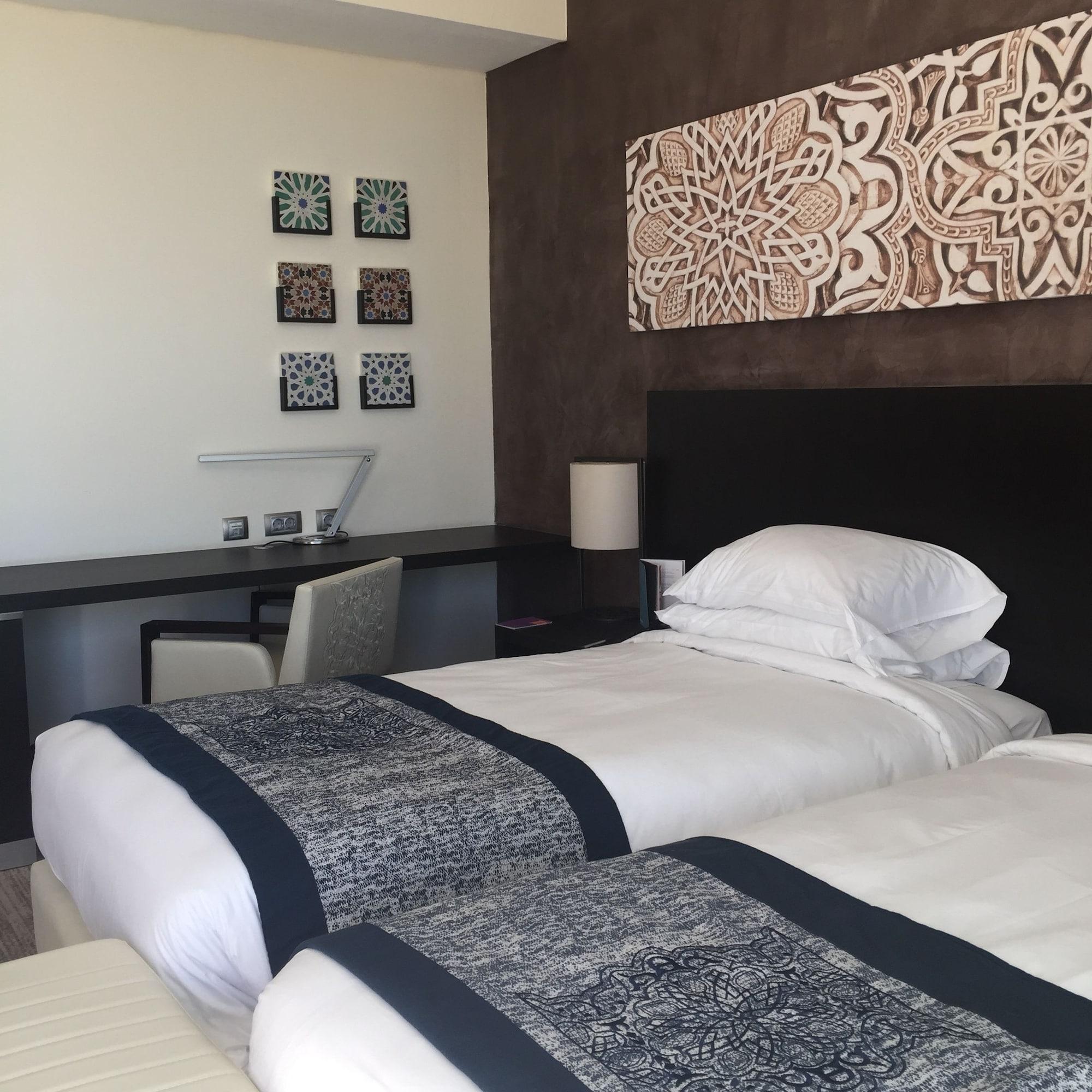 Hyatt Place Taghazout Bay Luaran gambar A bedroom at the hotel