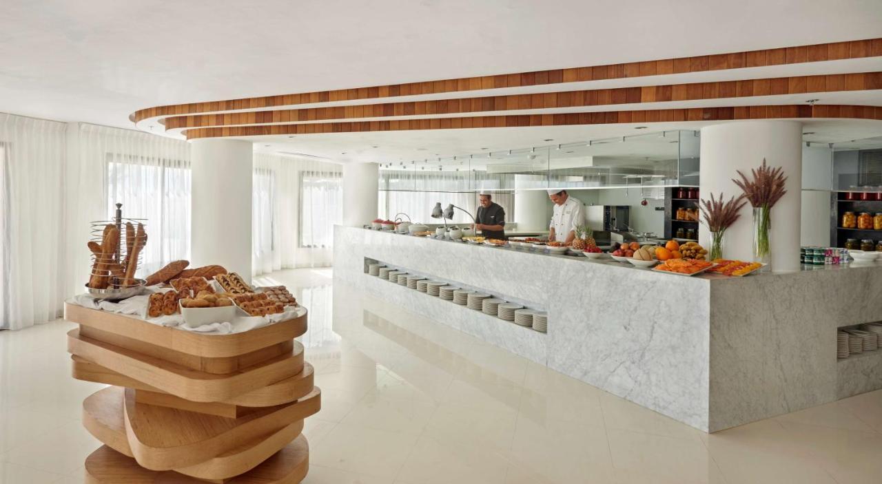 Hyatt Place Taghazout Bay Luaran gambar The buffet at the hotel