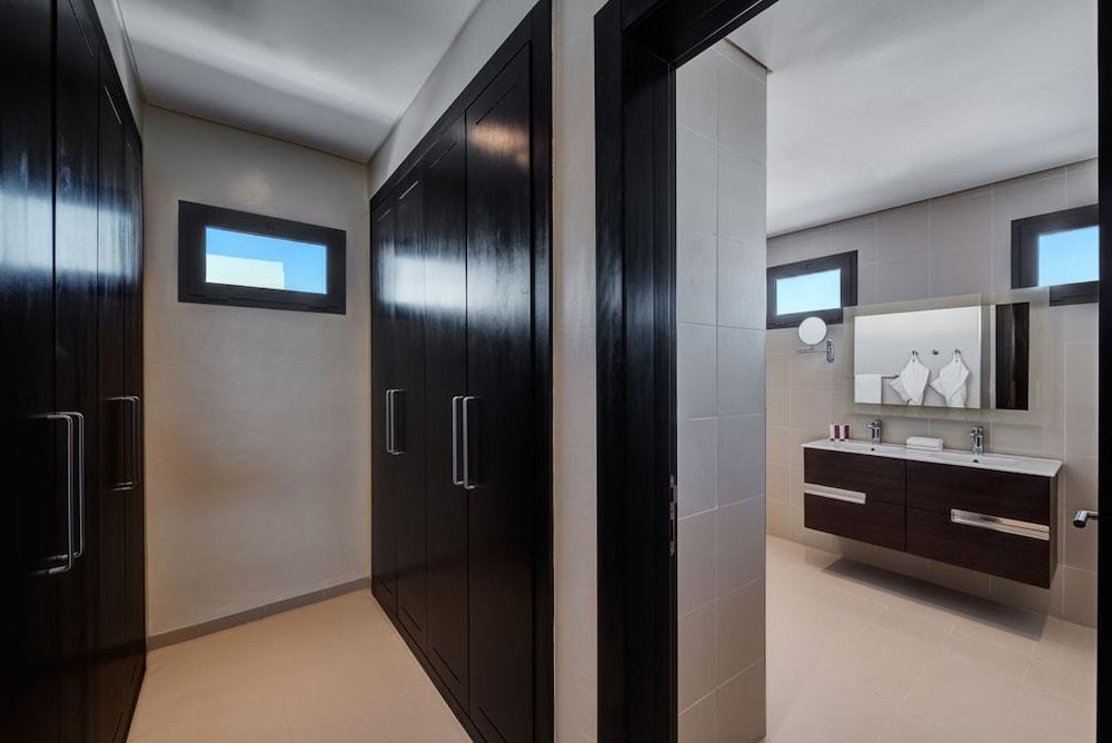 Hyatt Place Taghazout Bay Luaran gambar Sliding doors